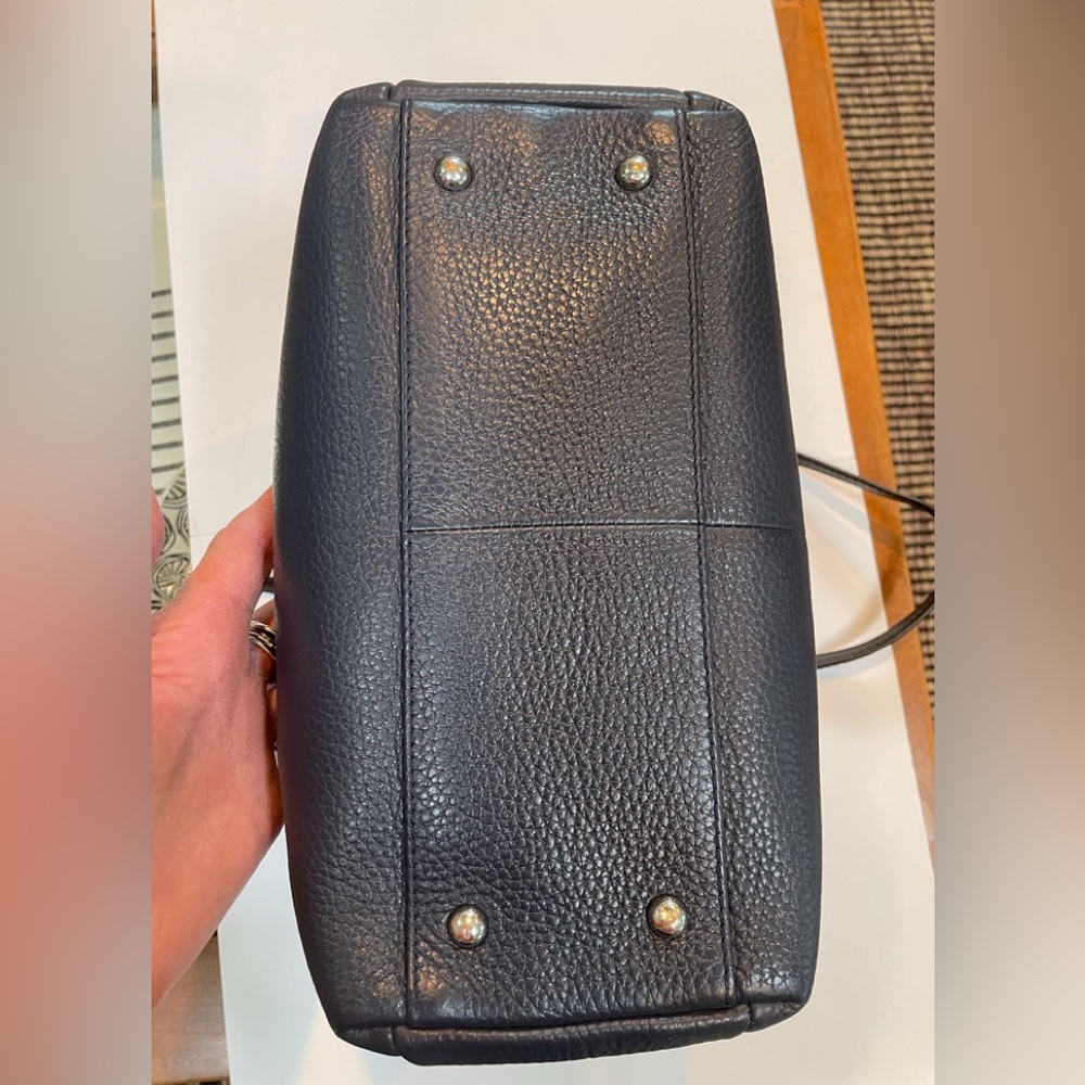 Radley London deep navy blue crossbody bag with hand strap - Picture 6 of 15